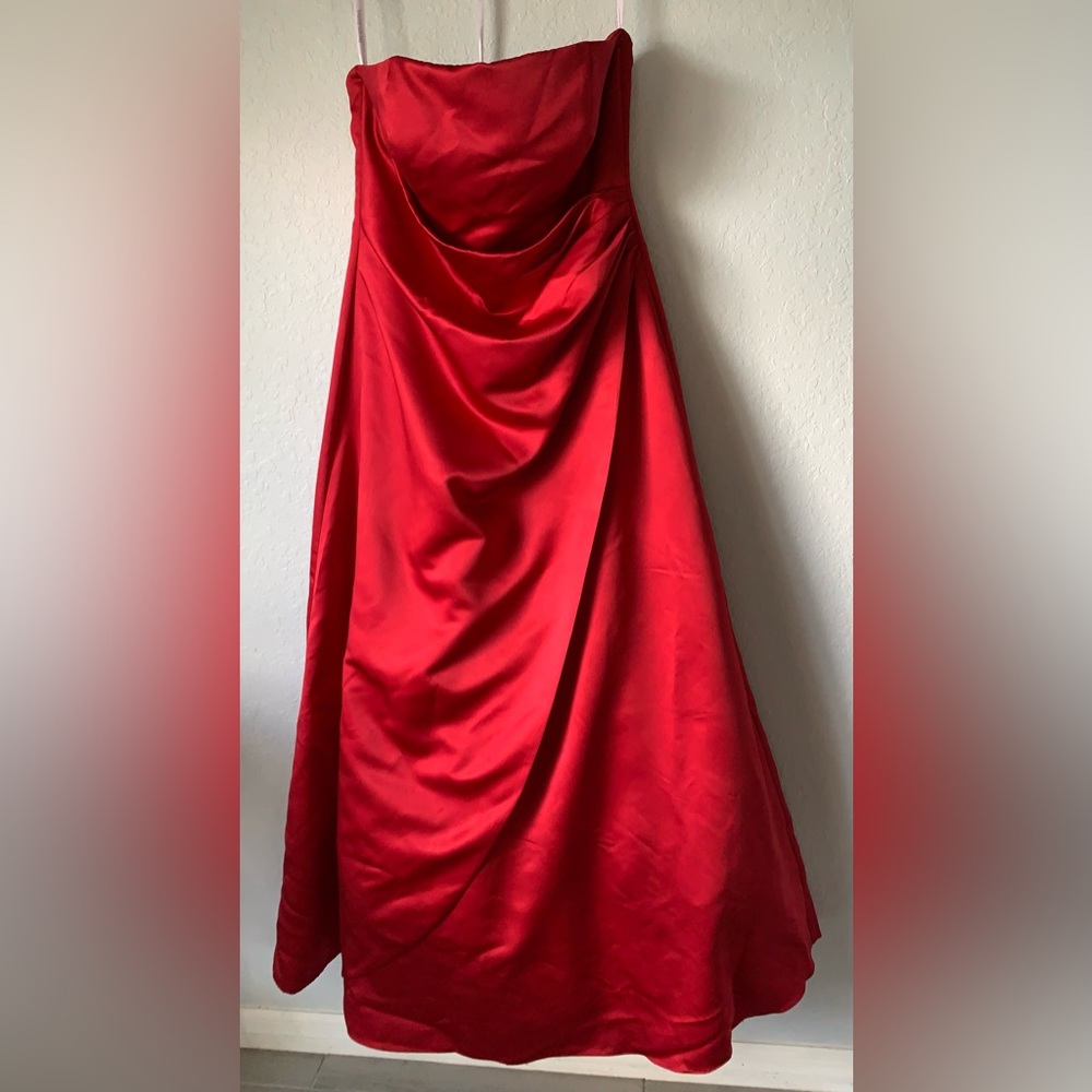 David’s Bridal cocktail party dress size 16